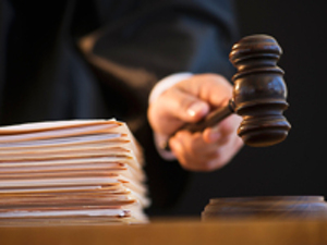 中视实业公司一副总获刑:误导公司高层 侵吞公司财物