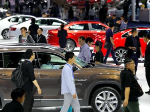 "双积分"新政紧箍咒 催生电动车提速