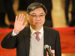 上汽陈虹两会呼吁：加快制定实施商用车“双积分”