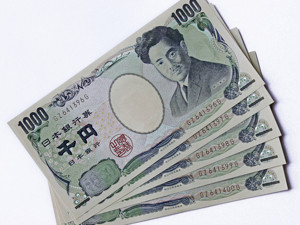 日本央行开始谈论退出宽松 日股怎么办？
