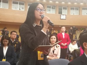 全国人大财经委副主任尹中卿答每经记者问：让人大监督工作长出牙齿，取得实效