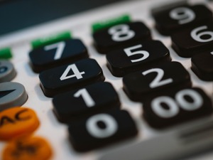 落实税收法定 资源税等6税种列入立法计划
