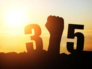 央视3·15晚会：大众途锐、山寨杏仁露露、日韩进口牙刷、黑心水管…遭曝光