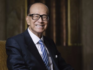 “超人”李嘉诚退居二线    长子李泽钜扛起“长和系”大旗