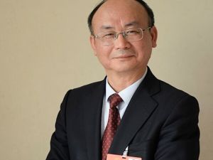 全国人大代表、楚天科技董事长唐岳：药品生产不能采取作坊式方式 必然要走智能化道路