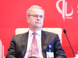 马士基CEO施索仁回应每经记者采访：中国市场对我们来说很重要  贸易战会产生不利影响