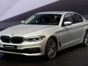 BMW 5系插电混动版在华上市 新能源成ABB比拼新战场