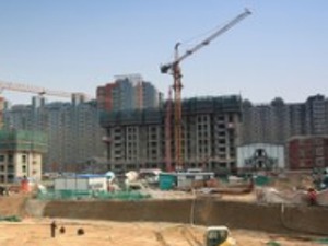 广州土地管理新政实施：住宅用地交付1年内要开工