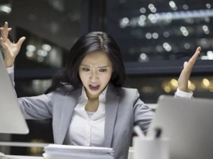 上市公司女员工发了一条朋友圈，被罚3万元！原因又好气又好笑