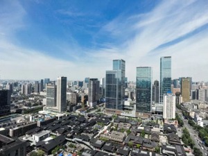 成都：“万亿之城”的新机遇