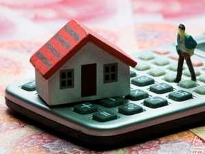 央行：一季度房产开发贷款余额7.7万亿元 同比增长25.3%