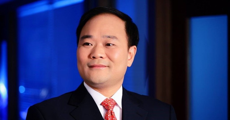 视频丨李书福怼互联网造车