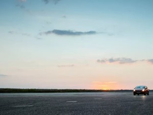 随意占道、无证驾驶……开共享汽车有坏习惯的要小心了！这些功能专治各种不服