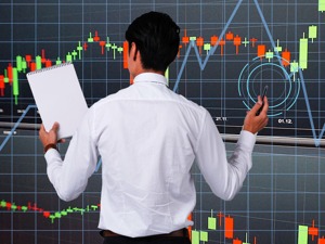 郑眼看盘：“入摩”时点临近 到底该怎么炒？