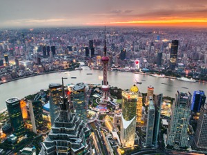上海楼市现“冰火”行情：市中心高价盘受宠   远郊中低价盘遇冷