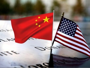 刘鹤会见基辛格和美国参众议员