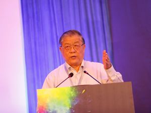 国家税务总局原副局长许善达：高杠杆不可持续 企业发展要提高科技含量(附演讲实录)