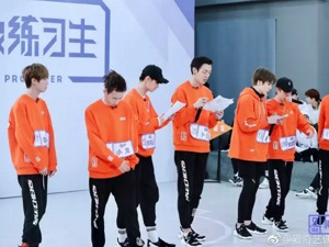 偶像经纪公司“素描”┃100多家公司瞄准这场青春“豪赌” 谁能“逆风翻盘”？