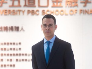 每经记者专访突尼斯央行储备司主任萨米尔·贝勒哈吉：突尼斯将把人民币作为融资和储备货币