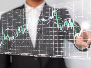 股价两年翻三倍已成消费第一股 众机构现场探访这一家喻户晓食品