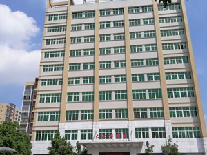 梅雁吉祥多笔交易现“叔侄”魅影  前控股股东还与交易方企业“住一起”