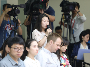 商务部答每经记者问：网络零售是消费转型升级的引领者和加速器