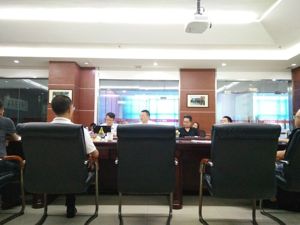 股东不满易事特股价下跌   董秘承认舆情管理需加强