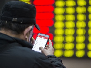 金亚科技面临股民上亿索赔 中介将被依法严肃处理