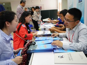 国务院再部署狠抓“最大民生” 按实名制将高校毕业生等重点群体就业服务落实到人