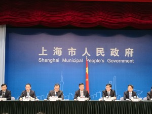视频丨上海市经信委副主任黄瓯回应特斯拉跟谁合作