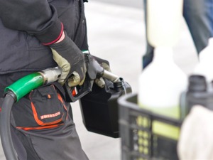 明年1月1日起全国供应 国六油品监管能到位吗