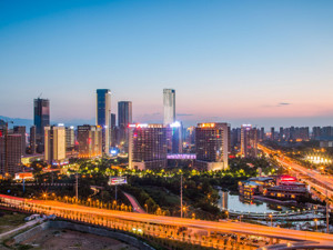 你猜 | “禁行老旧车”不新鲜，为何西安惹众议？