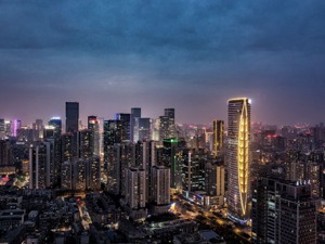 成都市委书记范锐平《学习时报》刊文：加快建设全面体现新发展理念的城市