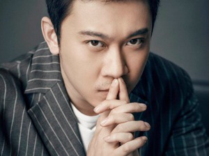 专访│爆款电影《前任》系列导演和编剧田羽生：与周星驰刚完成《美人鱼2》，作品中的调侃和李伯清有渊源