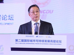 中国城市和小城镇改革发展中心理事长李铁：推动城镇化，拉动内需、带动乡村振兴