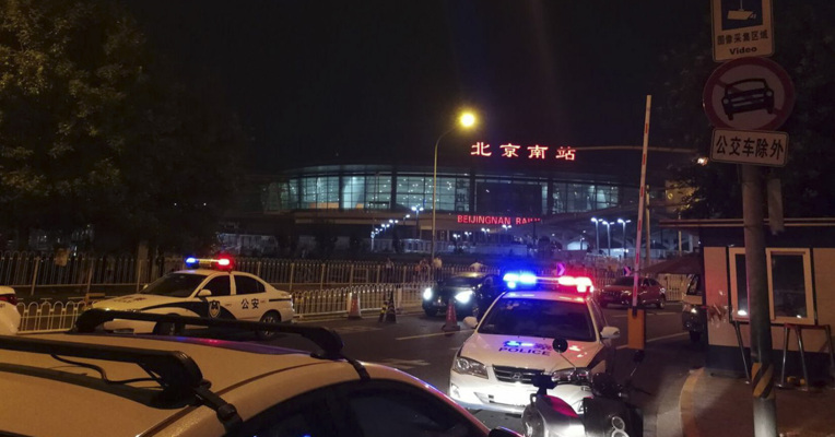 视频丨记者深夜回访“北京难站”  联合执法仍有盲区