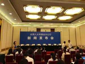 修改个人所得税法决定获表决通过 10月1日率先执行5000元起征点