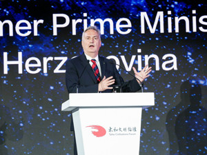 波黑前总理兹拉特科·拉古姆季：应更加认真对待我们的星球