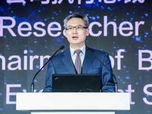 光大证券执行总裁周健男：金融业已经开始尝试AI选股