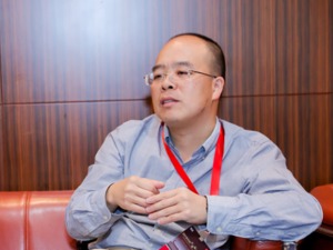 专访中国人民大学重阳金融研究院高级研究员董希淼：存款增速降低并不等于银行没钱