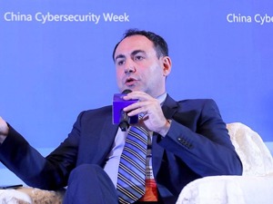 联合国人工智能专家：希望中国等领头 共谋AI监管机制