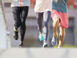 成马今日开始报名 下月27日开跑