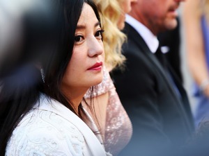 投资者诉赵薇证券索赔案首次开庭 祥源文化索赔总额逾5000万元