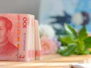扩大中等收入群体文件正在酝酿 增收、减负是关键词