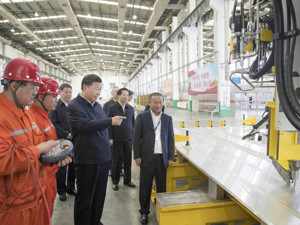 习近平：党中央毫不动摇地支持民营经济发展