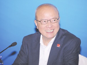 卢迈：农村改革试验展示了中国改革走向和决心
