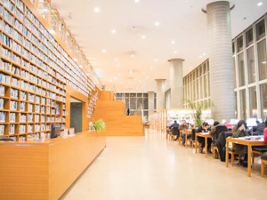 “美国高考”可用钱“买”高分，考能力还是考财力？
