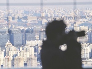 人民日报：社保费，堵漏洞才能降负担