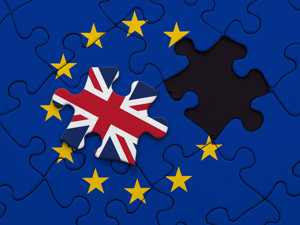 英国退欧进入倒计时！政府自顾不暇 车企明哲保身