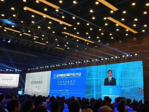 百度李彦宏：智能的车不够，还要有智能的路